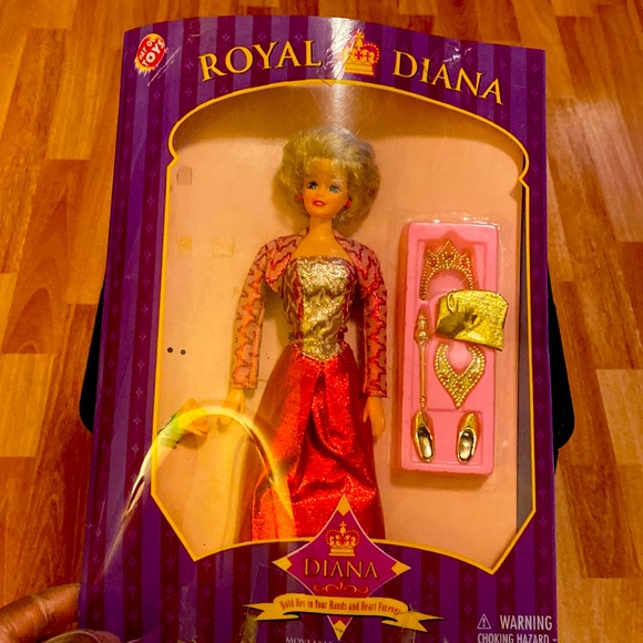 Royal Diana doll baby - Picture 1 of 4